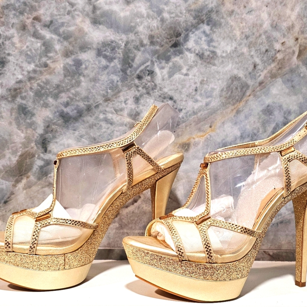 Gianni Bini 5in Heels Gold 8 Champaign  Sparkly Open Toe Mesh Elegant ***READ***